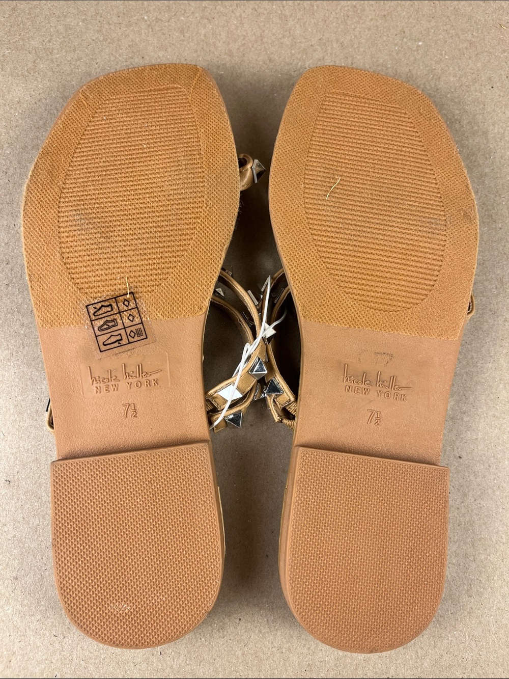 NWOT Nicole Miller Studded Tan Strappy Slide Sandals Women size 7.5 - Picture 6 of 7